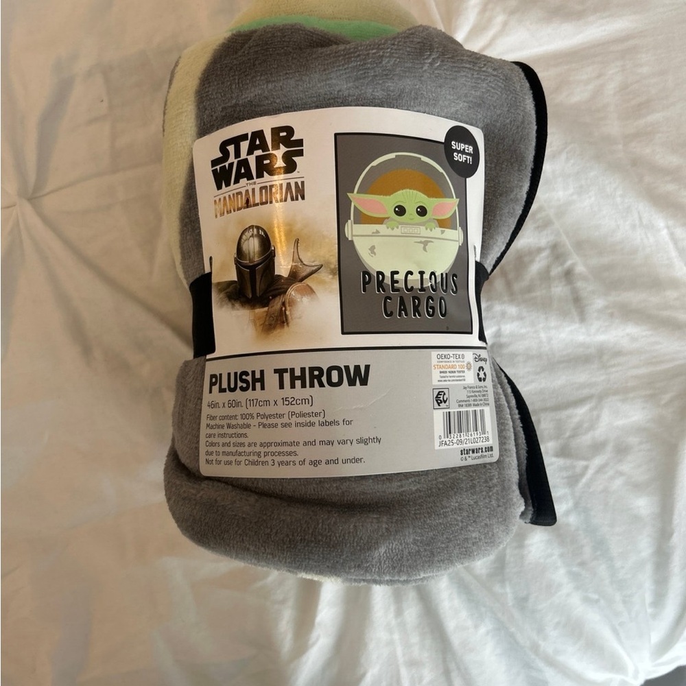 Mandalorian, Grogu “Precious Cargo” blanket